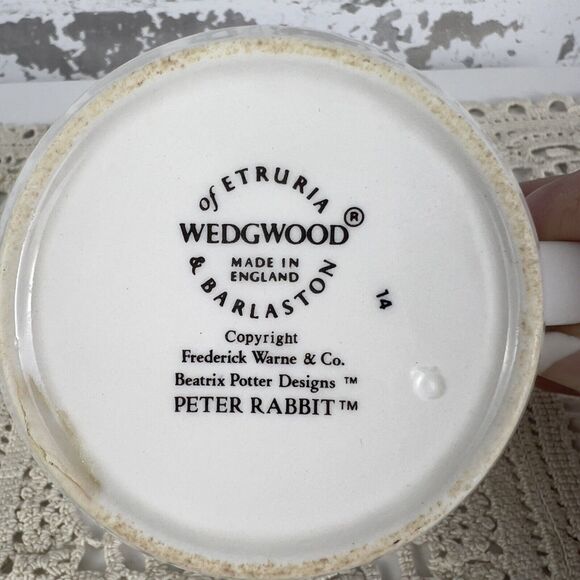 Wedgwood 1991 Peter Rabbit Child's Cup Mug Beatrix Potter‎ England - Picture 6 of 7